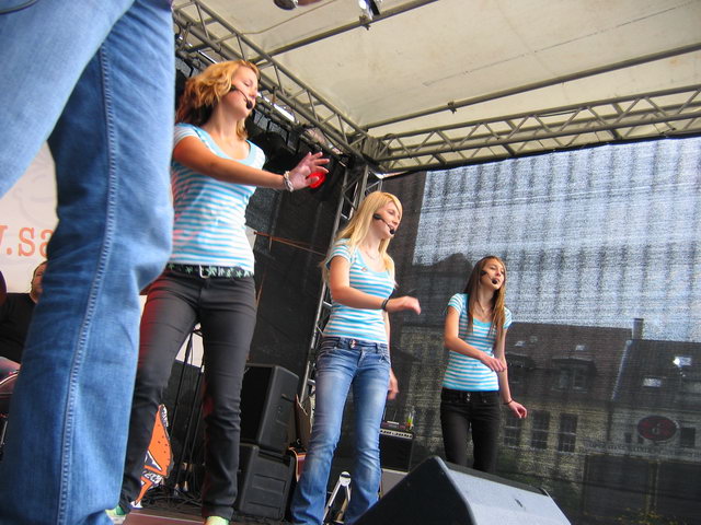gal/2007/2007 Ruettenscheider Kinderfest/2007 Saitentwist Ruettenscheider Kinderfest 1.9. 127.jpg